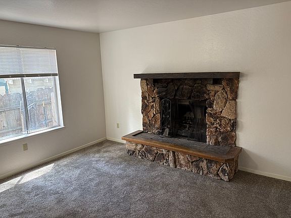 5th image of 3572 Shirley Ave