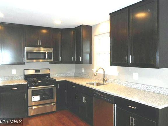 3rd image of 14610 Lilva Dr