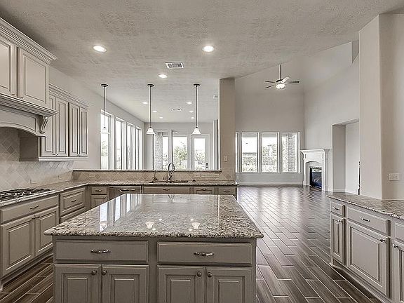 2nd image of 3039 Wolfberry Dr