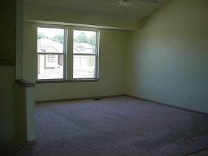 4th image of 2208 Sterling St