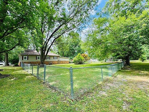 5th image of 501 Franklin St