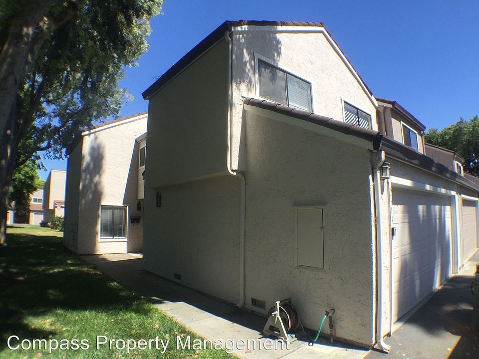 1st image of 2513 Kingwood Dr