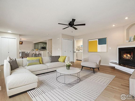 3rd image of 447 Lark Bunting Ave