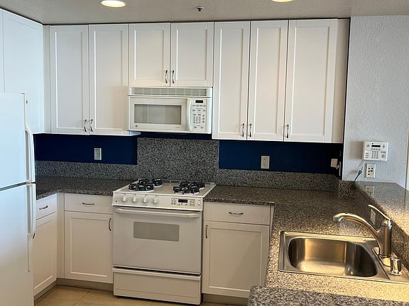 2nd image of 20488 Stevens Creek Blvd APT 1715