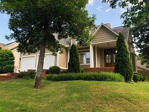 1st image of 120 Lomond Dr