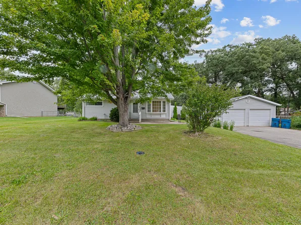 240 Idlewild Pl, Lowell, IN 46356