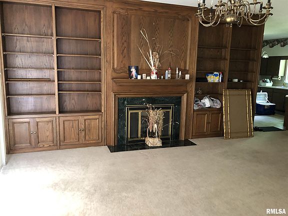 5th image of 1912 Julianne Dr