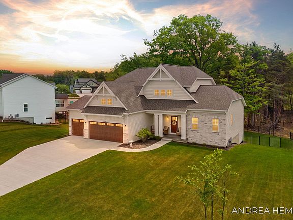 2nd image of 3090 Thornbury Dr