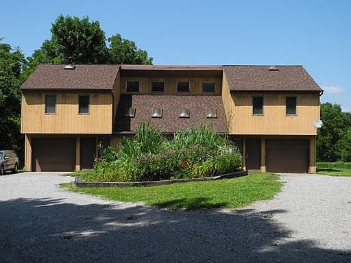 1st image of 87 Carolyn Dr APT L