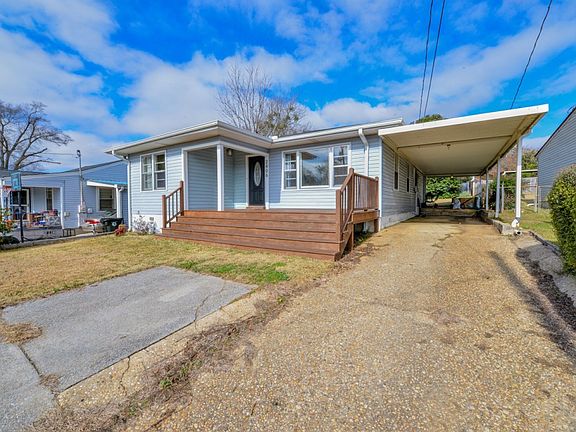3rd image of 2406 10th St E