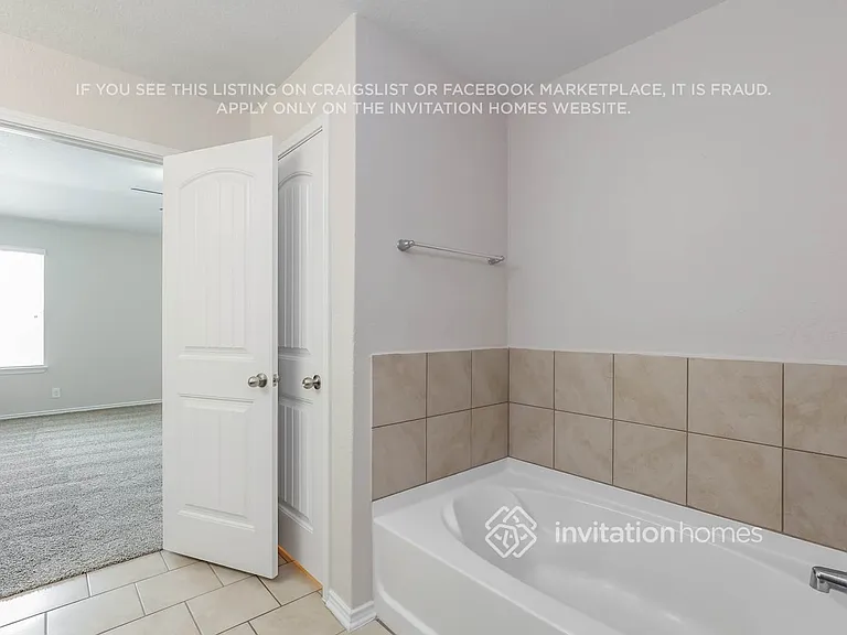 8813 Palmetto Fls — Photo 12