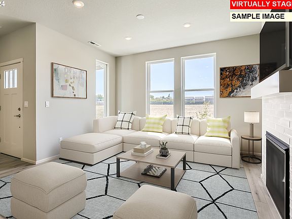 3rd image of 655 Nichols Ln