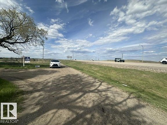 3rd image of 449 Jennifer Heil Way