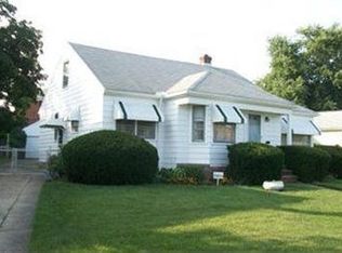 20834 Fairpark Dr, Fairview Park, OH 44126