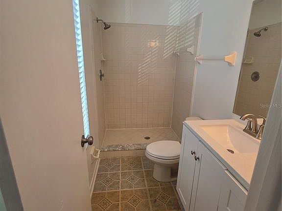 5th image of 11038 Regency Commons Ct