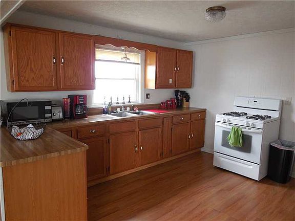 4th image of 608 E South St