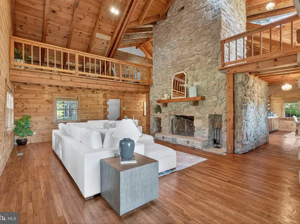 140 Arcadia Trce, Peach Bottom, PA 17563