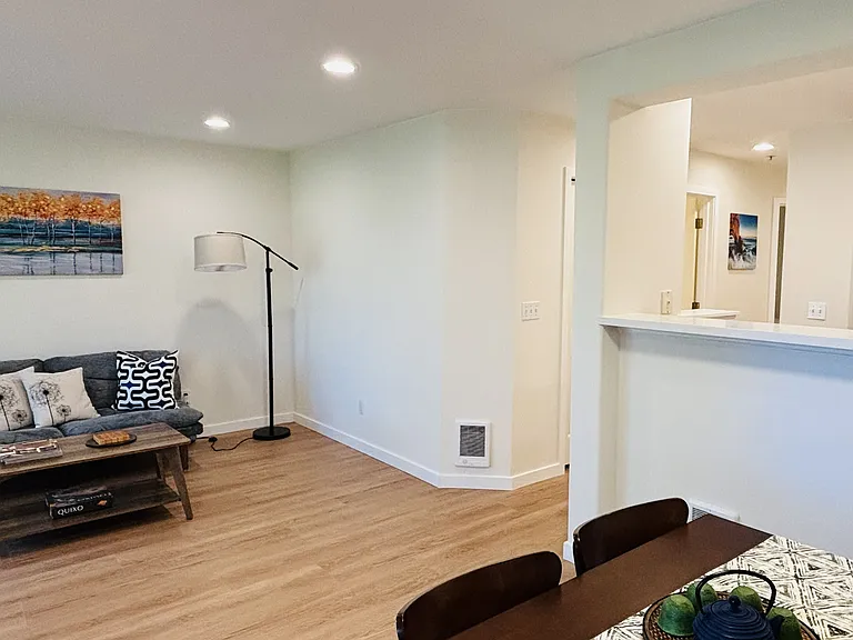 09. Living Room