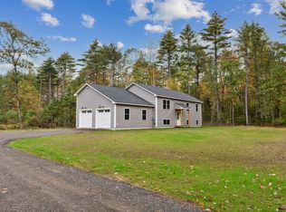 400 Manchester Rd, Standish, ME 04084