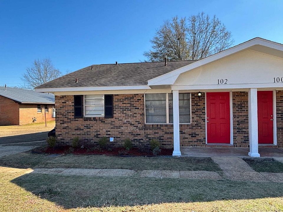 1st image of 102 Parker Dr