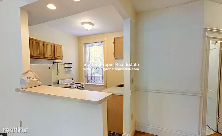 15 Queensberry St. #31 Boston - Fenway Unit Photo 1