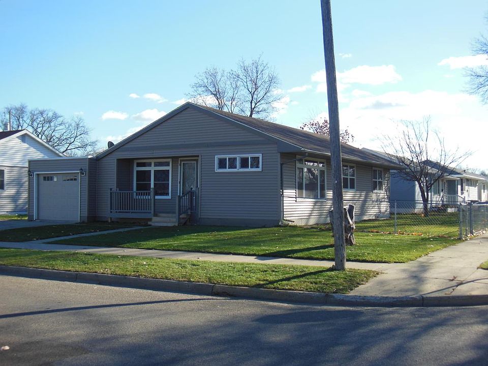 Quality Home Living in good area
