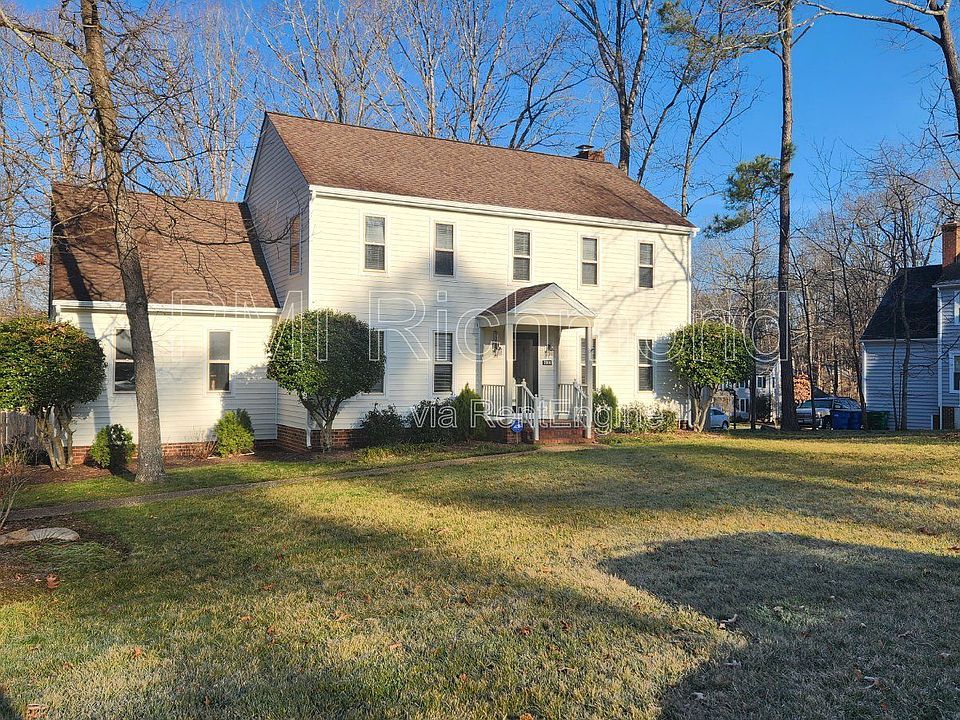 1st image of 2018 Cambridge Dr