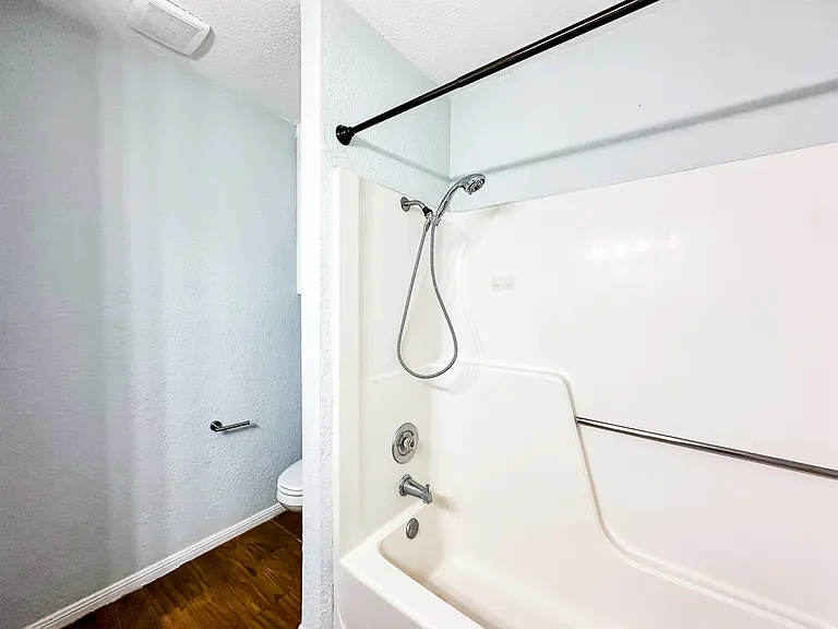 3001 Quail Hollow Dr — Photo 15