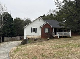 38 Wesley Mill Dr, Adairsville, GA 30103