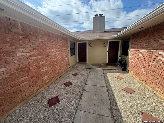 3rd image of 7208 Rimwood St