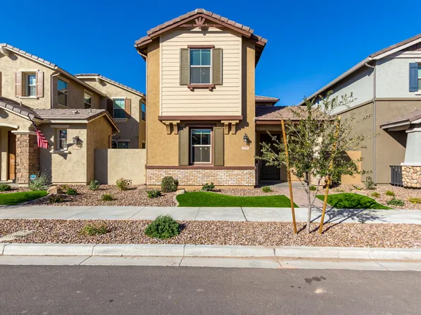 2570 S Quaintance St, Gilbert, AZ 85295