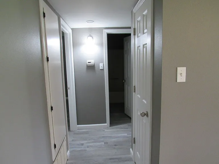 415 Waymack Dr — Photo 11