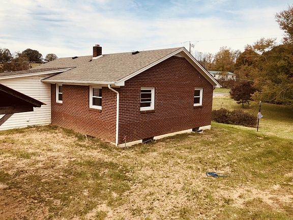 2nd image of 216 Beasley Ln