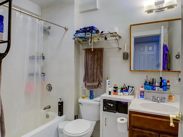 231 Cardinal Medeiros Ave #2 — Photo 10