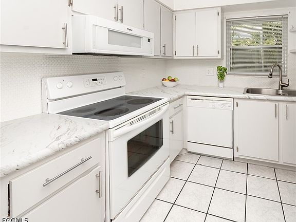5th image of 6777 Winkler Rd #238