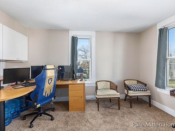 5th image of 741 3rd St NW