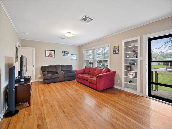 5th image of 1421 E Kent Dr