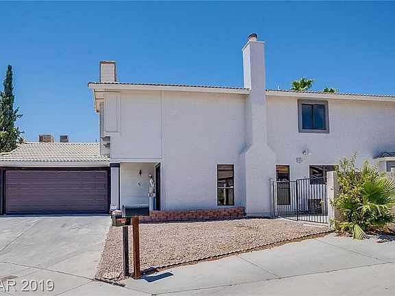 2nd image of 8164 Spur Ct