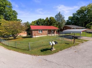 201 Daisey Rd, Berea, KY 40403