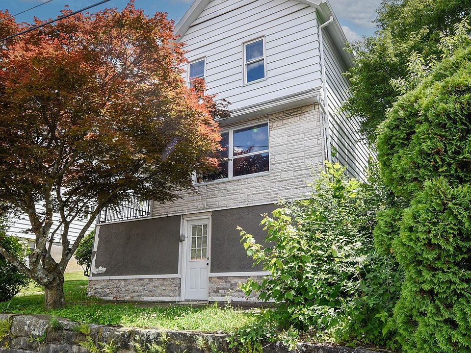 1st image of 325 Simpson St