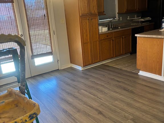 4th image of 192 Kacey Ln