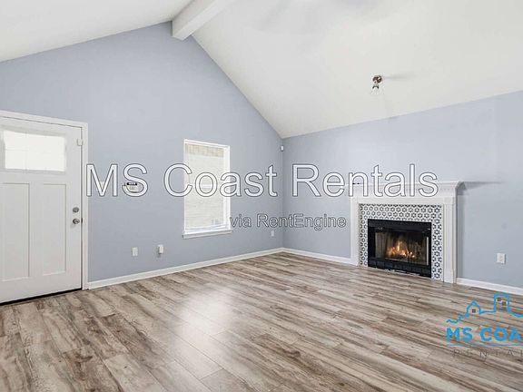 5th image of 398 Nelson Rd