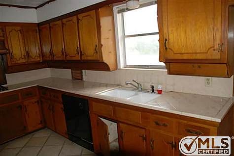 4th image of 3800 Linkmeadow Dr