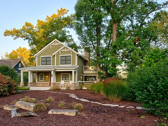 2nd image of 11099 Lake Shore Dr