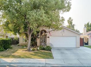 9102 Anchor Island Ct, Bakersfield, CA 93312