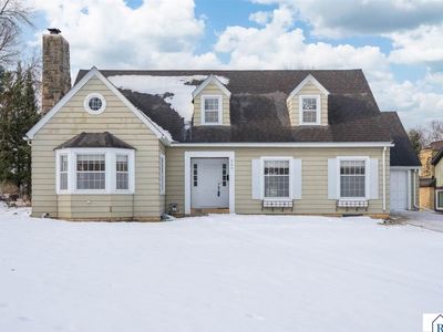 225 Oak Knoll Blvd, Mankato, MN, 56001