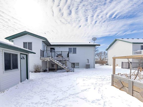 5th image of 790 Lakeridge Dr