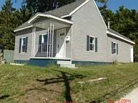 303 Park St photo 1