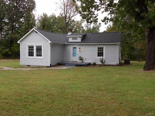 7143 Abilene Rd, Farmville, VA 23901