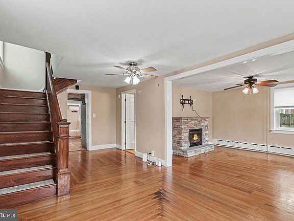 5th image of 34 S Manheim St